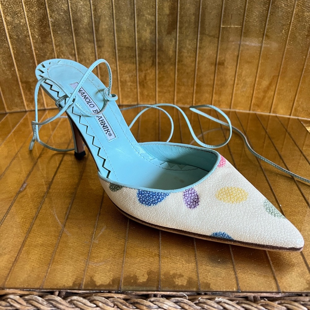 Manolo Blanik lace up mule, stingray pump, rare